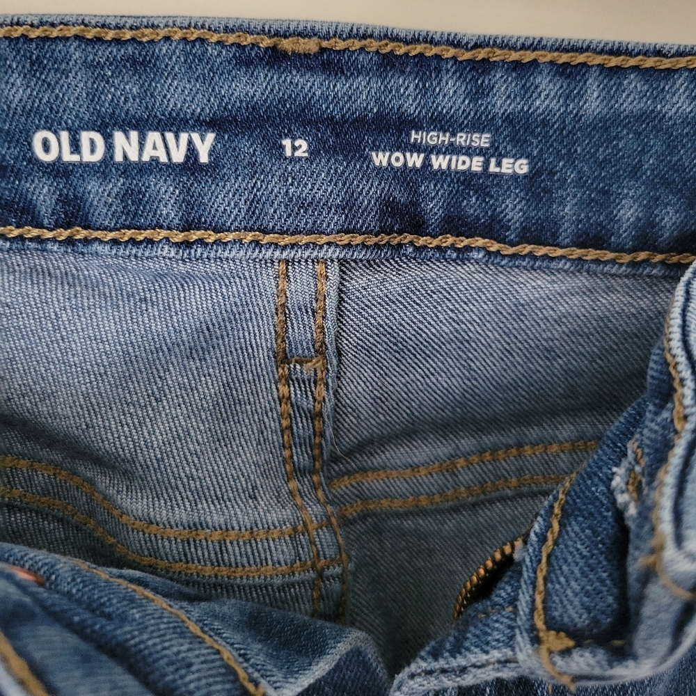 Old Navy Wow Wide Leg High-Rise Jeans in Blue